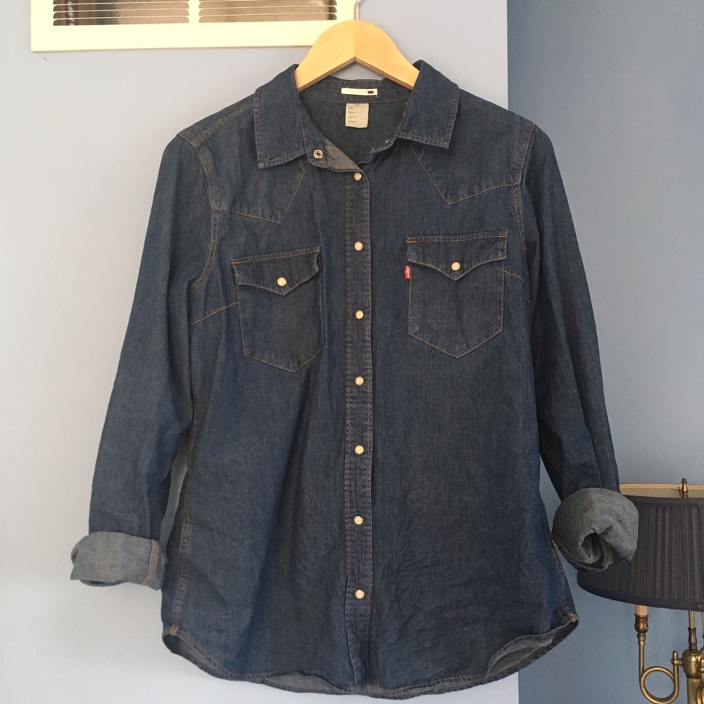 Levi’s chambray denim shirt